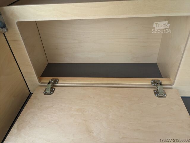 Путешествующий автоприцеп (туристический караван) Kulba Woody