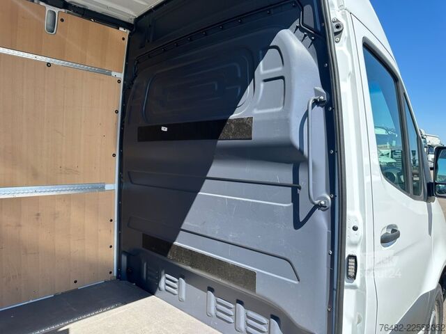 Kombi z visokim stropom MERCEDES-BENZ Sprinter 317 CDI KA/L2H2/3665/MBUX/NAVI/AUTOMATI