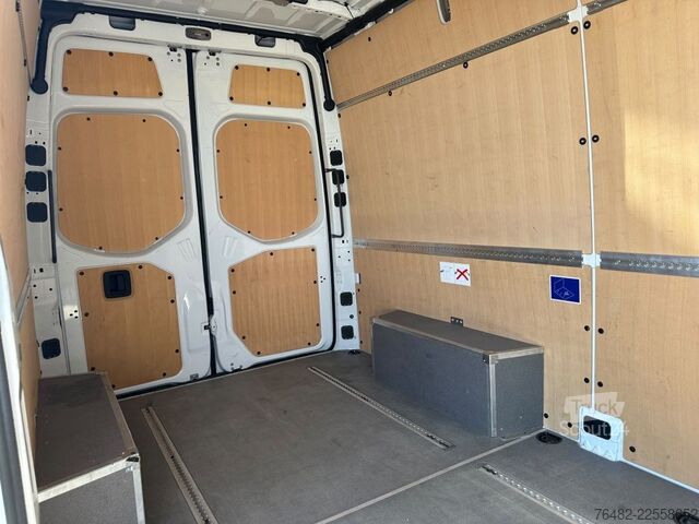 Kombi z visokim stropom MERCEDES-BENZ Sprinter 317 CDI KA/L2H2/3665/MBUX/NAVI/AUTOMATI