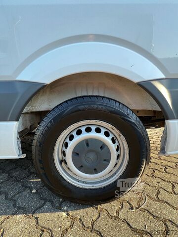 Ван с висока покривка MERCEDES-BENZ Sprinter II Kasten 313 CDI Scheckheftgepflegt