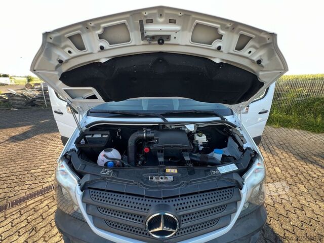 Ван с висока покривка MERCEDES-BENZ Sprinter II Kasten 313 CDI Scheckheftgepflegt