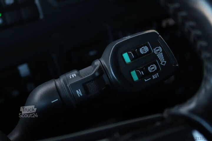 Standard-SZM Scania S500 NGS 6X2/ RETARDER/ FULL AIR/ HYDRAULICS/ S...