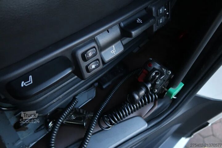 Standard-SZM Scania S500 NGS 6X2/ RETARDER/ FULL AIR/ HYDRAULICS/ S...