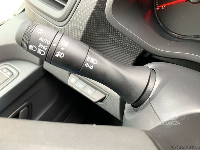 Duba panelată RENAULT Trafic BUSINESS+ L1H1 3,0t BLUE dCi 130 KLIMA+ZV