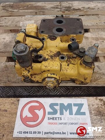 Układ hydrauliczny Caterpillar Occ hydraulische kleppengroep D6M Caterpillar