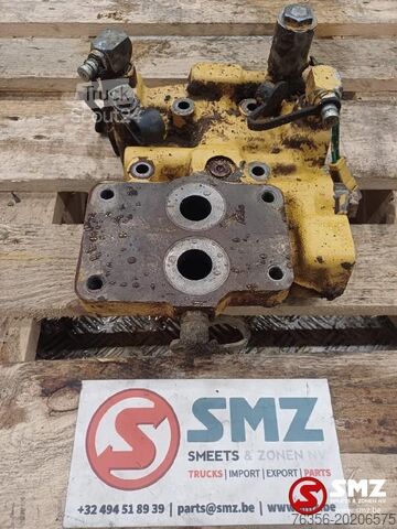 Układ hydrauliczny Caterpillar Occ hydraulische kleppengroep D6M Caterpillar