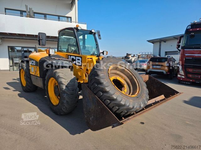 Погрузчик с колёсным шасси JCB 531-70 Tele Lader Loader / NUR 1600h