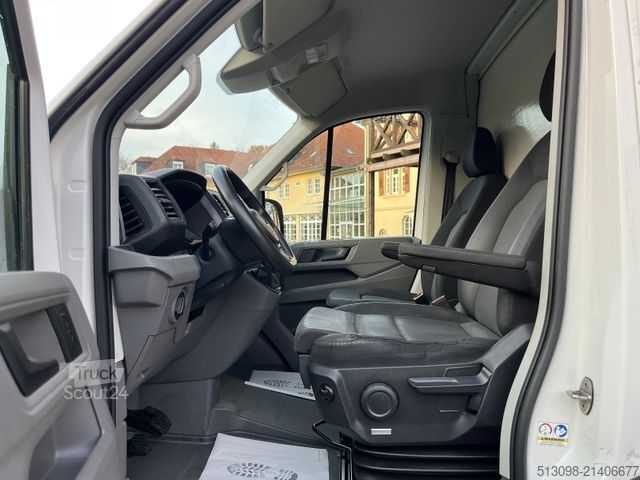 Furgon skrzyniowy VOLKSWAGEN CRAFTER 2.0TDI XXXL KOFFER RAMPE KAMERA 177 PS