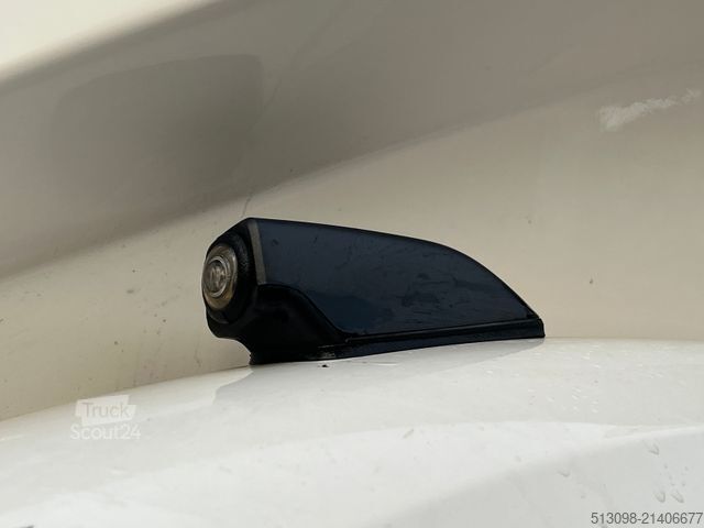 Furgon skrzyniowy VOLKSWAGEN CRAFTER 2.0TDI XXXL KOFFER RAMPE KAMERA 177 PS