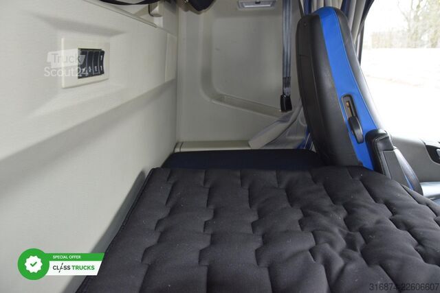 стандартный седельный тягач VOLVO FH 500 Globetrotter XL Varios