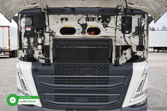 стандартный седельный тягач VOLVO FH 500 Globetrotter XL Varios