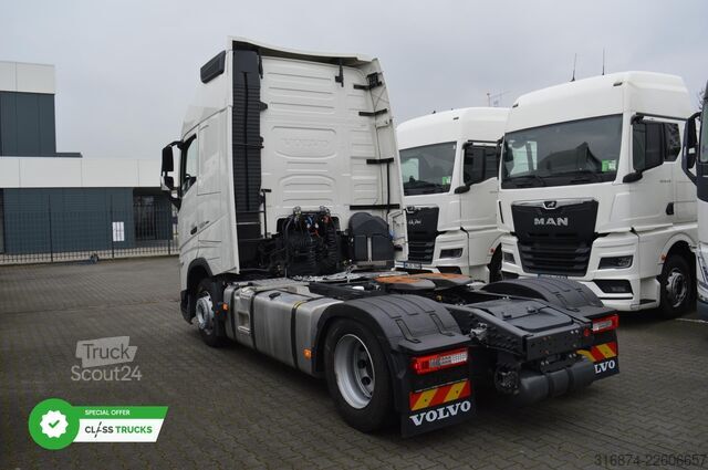 стандартный седельный тягач VOLVO FH 500 Globetrotter XL Varios