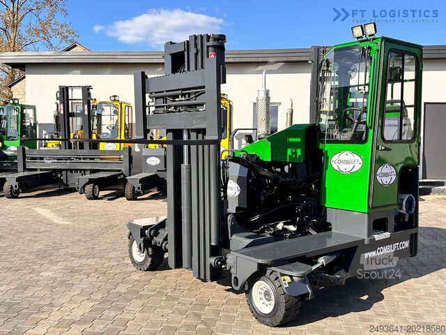 Chariot élévateur à 4 voies Combilift C4000 / TRIPLEX / 4900MM / GAS