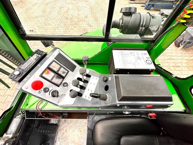 Carretilla elevadora de 4 vías Combilift Combilift C3000CB - DUPLEX - CABIN