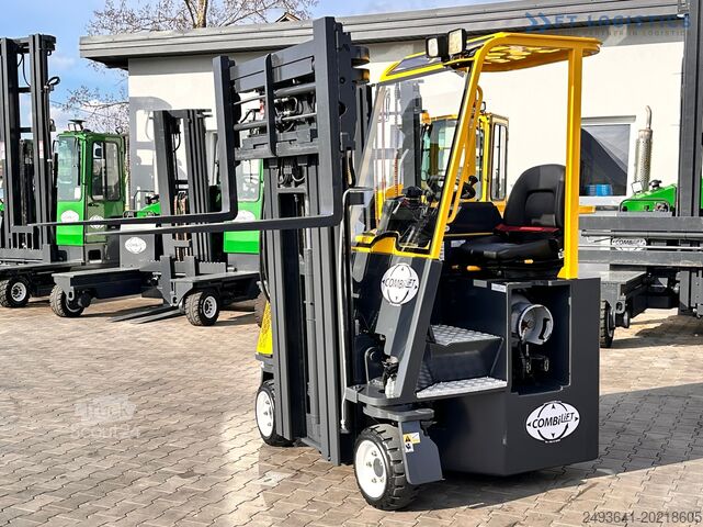 4-kierunkowy wózek widłowy Combilift C3000CB / GAS / TRIPLEX / 4900MM / 4807H