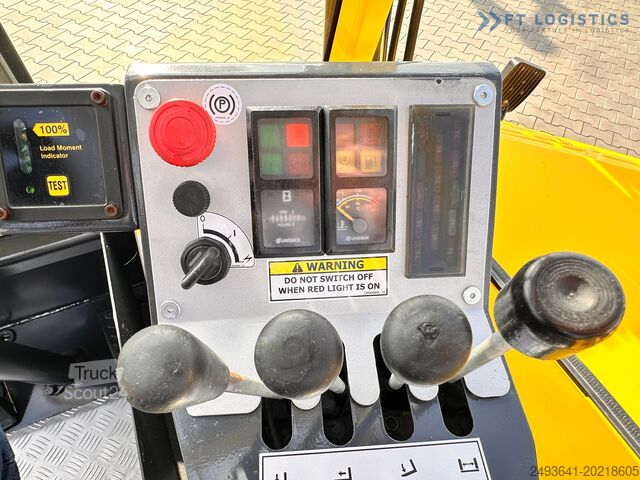 4-kierunkowy wózek widłowy Combilift C3000CB / GAS / TRIPLEX / 4900MM / 4807H