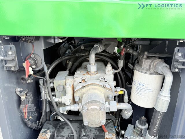 Firsveis truck Combilift C5000XL / DIESEL / WIDE FORK POSITIONER