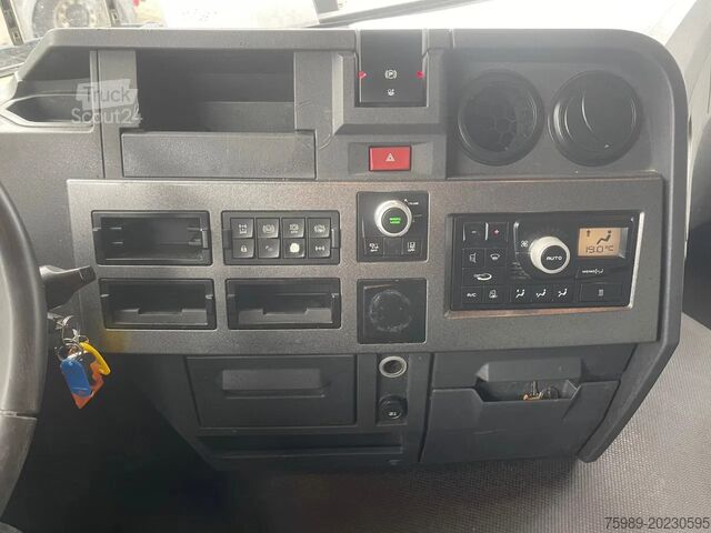 Standard-SZM Renault T460 RETARDER, FRIGO, PARKING AIRCO, 2X FUEL TANK