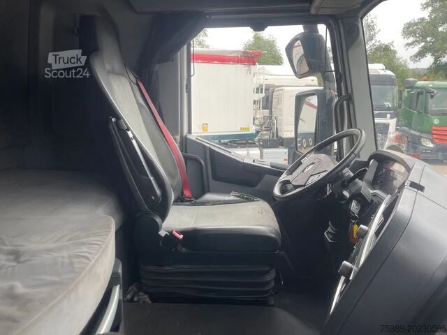 Standard-SZM Renault T460 RETARDER, FRIGO, PARKING AIRCO, 2X FUEL TANK
