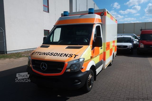 Brandbil MERCEDES-BENZ Sprinter 519CDI RTW 2. Hand / SHZ / Fzg NR:A70