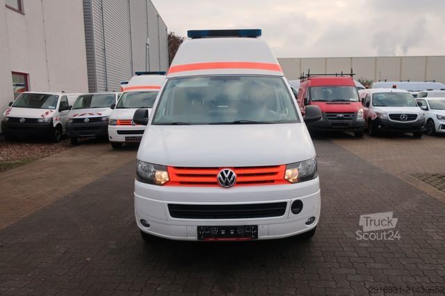 Brandbil VOLKSWAGEN T5 Transporter Hochdach lang/KTW/Klima/FN: 26