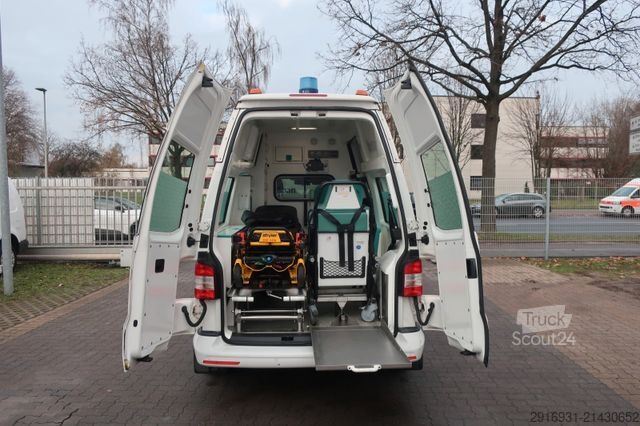 Brandbil VOLKSWAGEN T5 Transporter Hochdach lang/KTW/Klima/FN: 26