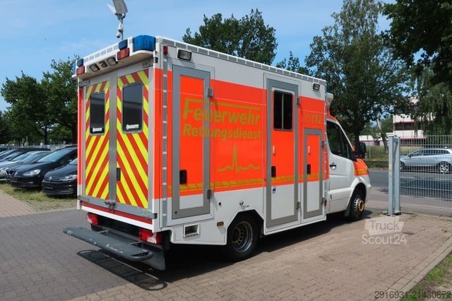 Brandbil MERCEDES-BENZ Sprinter II 516 CDI/RTW/KTW/Klima/Automatik