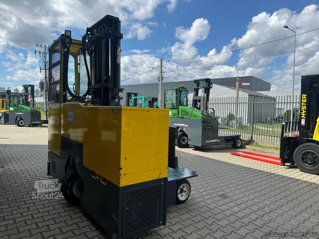 Carrello elevatore a quattro direzioni Combilift C2500 EST /Only 1451 hours/ Battery 81%