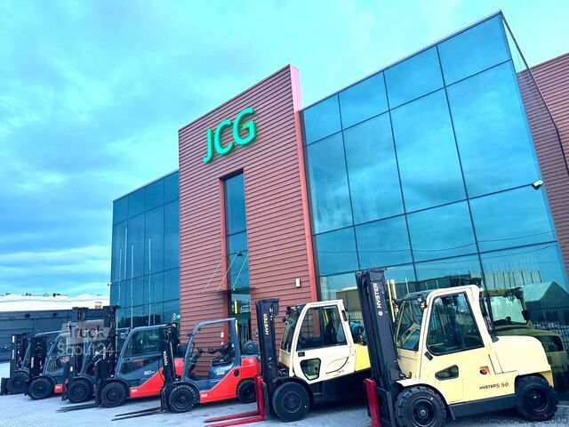 Carretilla elevadora de 4 ruedas Hyster H 5.5 XM // Full cabin // Only 6089 hour