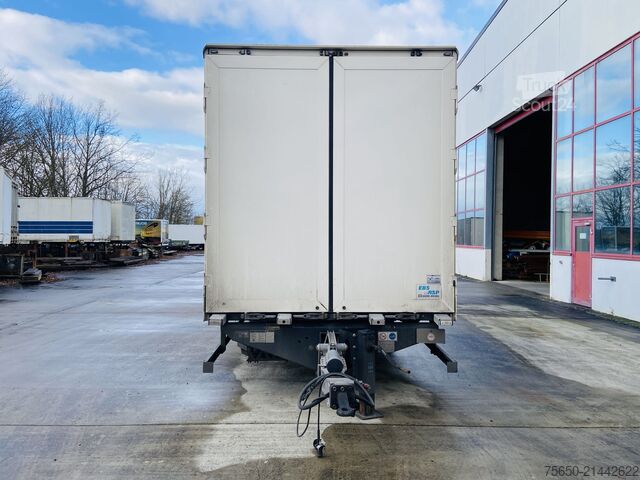 Remorque à caisse Möslein TKO 105 D 7m weiß  Tandem- Koffer, Durchladbar, Neuwertig