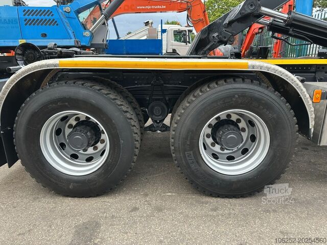 Hook arm system Renault C460 8x4 HOOKLIFT + (19m!) CRANE HIAB 288 E-6 H...