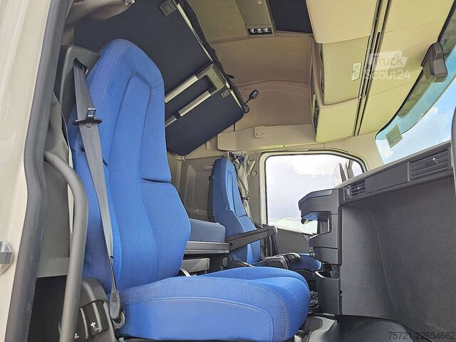 Standard-SZM VOLVO FH 460 6X2 GT Single Boogie
