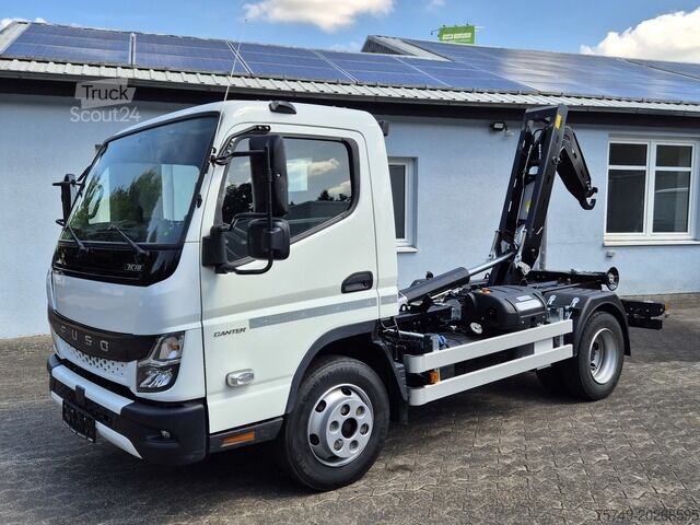 Abrollkipper Transporter Fuso Fuso Canter 7C18 City Abrollkipper AHK Hooklift