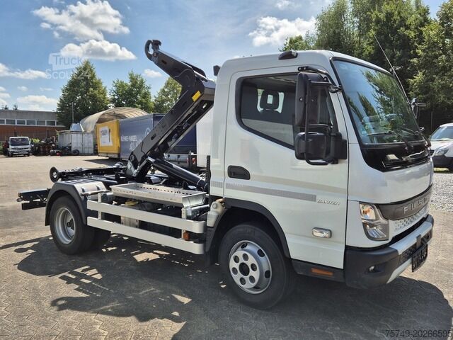 Abrollkipper Transporter Fuso Fuso Canter 7C18 City Abrollkipper AHK Hooklift