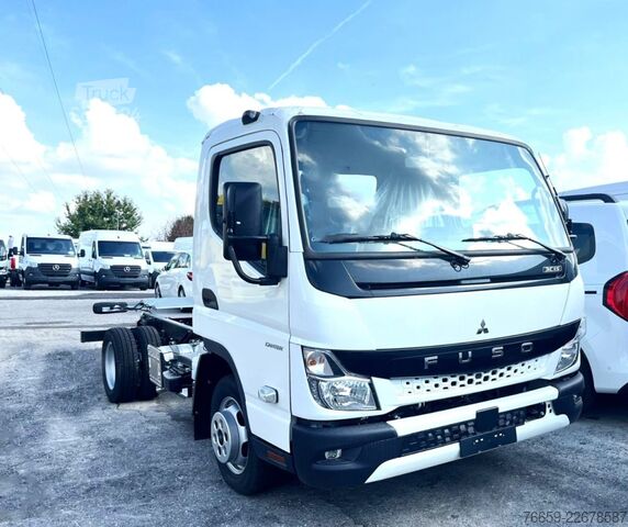 Bestelwagen MITSUBISHI Canter  3C13/25 TF1 no GSR Cab Sing