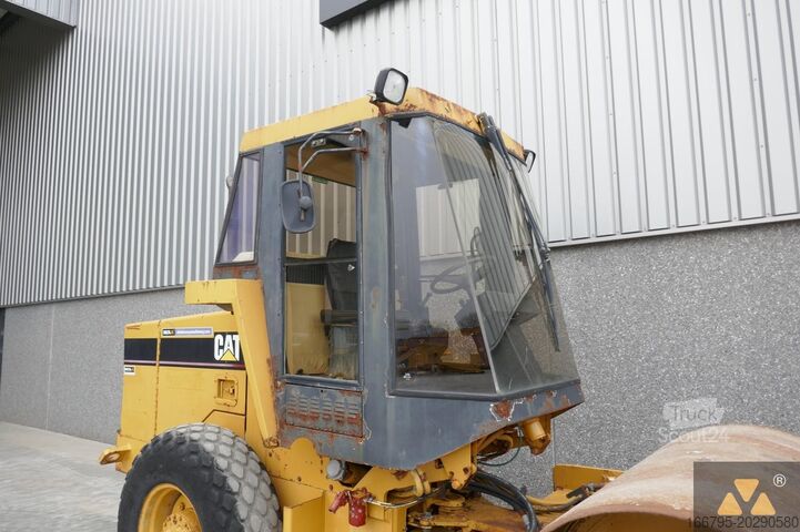 Role cu un singur tambur Caterpillar CS433C