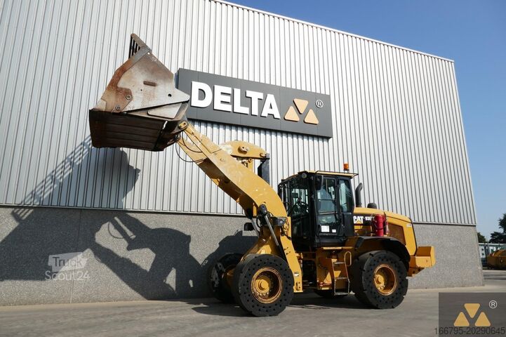 Chargeur sur roues Caterpillar 938M