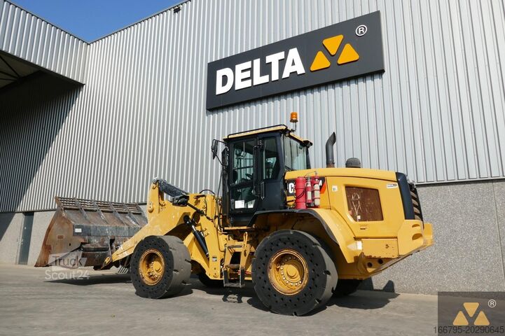 Chargeur sur roues Caterpillar 938M