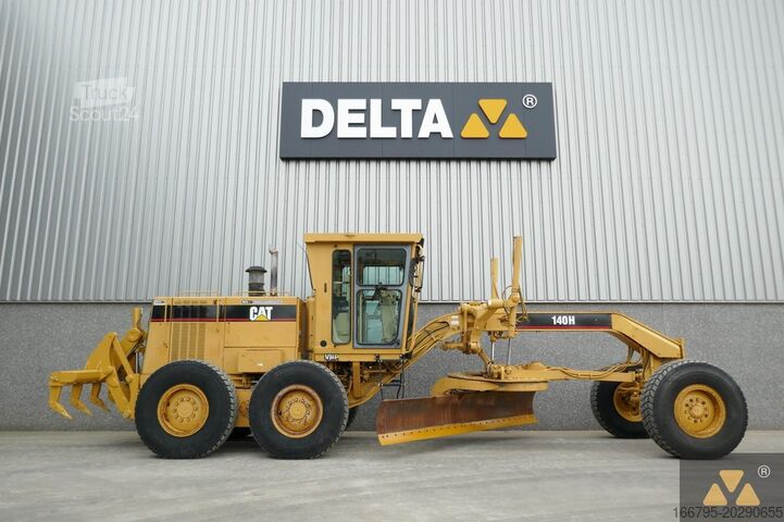 Grader Caterpillar 140H