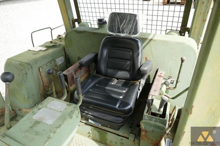 Planierraupe Caterpillar D7F Ex-army