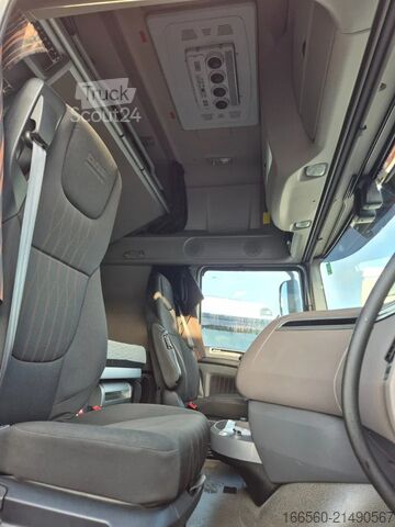 Standard-Traktor DAF XF 530 FT SUPER SPACE CAB ZF INTARDER