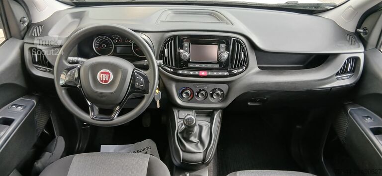Compact van FIAT Doblo Kombi 1.3 Mtj2 5 posti N1
