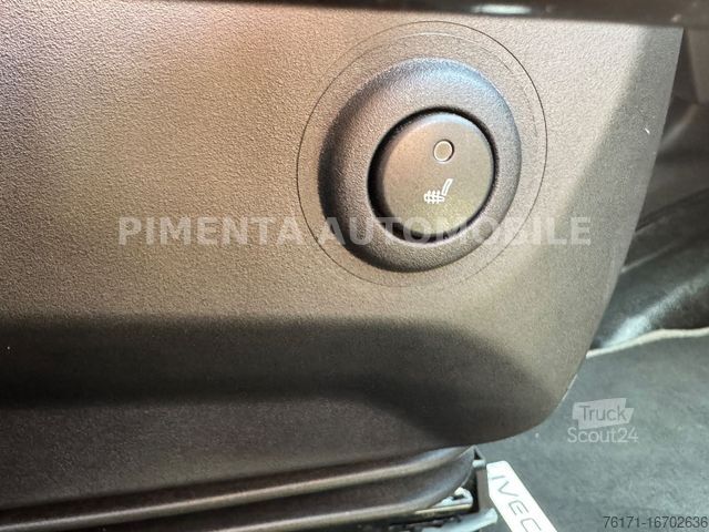 Camion de boissons IVECO Daily 70C18A8 AUTOM SCHIEBEPLANE LBW 1500kg AHK