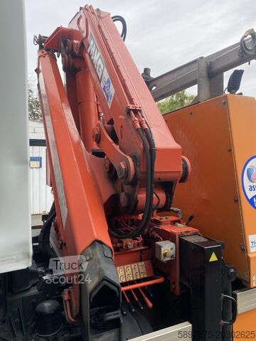 Camion gru DAF FA LF55