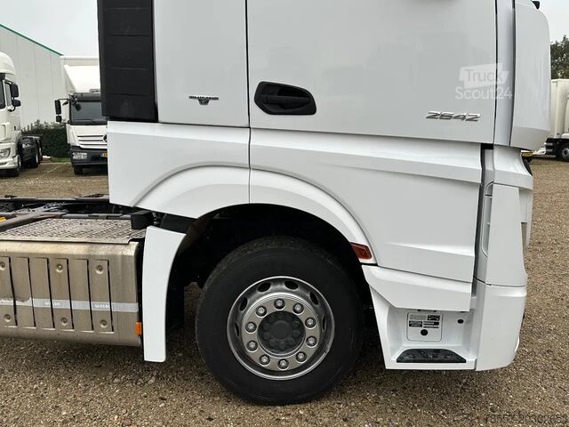 Podwozie z kabiną Mercedes-Benz Actros ACTROS 2642 LL EURO6. 2018.  BDF. Chassi...