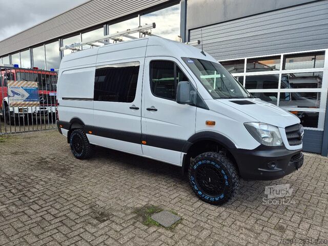 Carrinha de entregas cabina dupla Mercedes-Benz Sprinter 314 CDI 4X4 Offroad/ Doka/ L2H2/ Airco...
