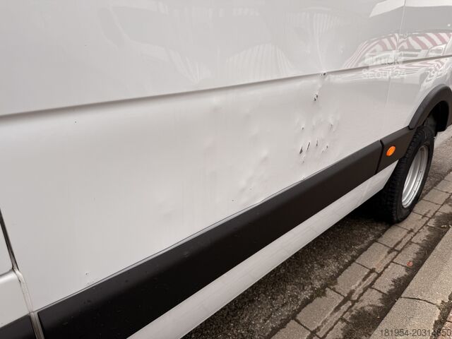 Camión con caja larga Renault master 2.3dci 145pk L3H2 RWD