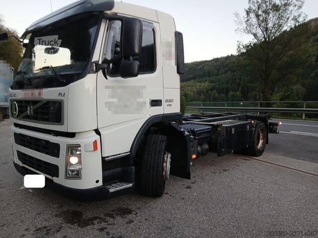 Değiştirilebilir kasalı kamyon VOLVO FM/WECHSELFAHRGESTELL/260.000KM ORG/TÜV