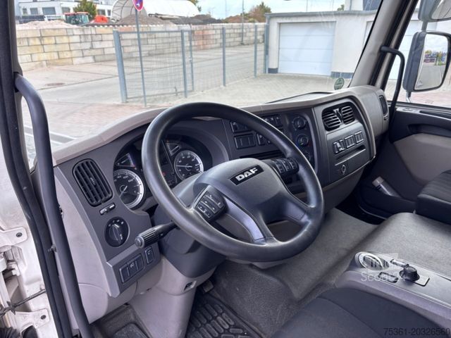 LKW mit Pritsche & Plane DAF LF 320 Sleper Cab Pritsche & Plane mit LBW E6