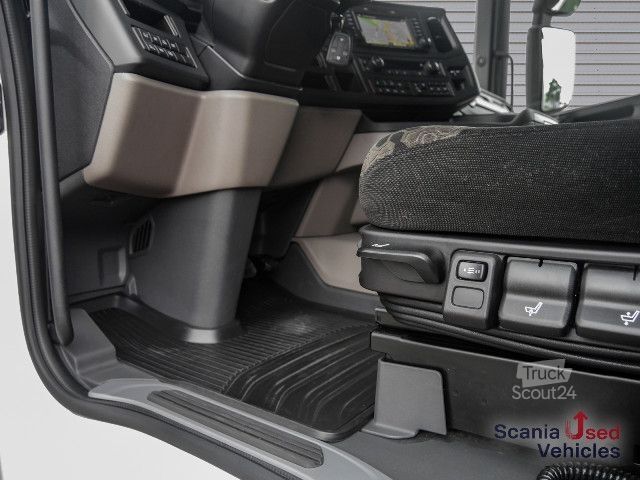 Standardní tahač Scania R 460 A4x2NA - SUPER -